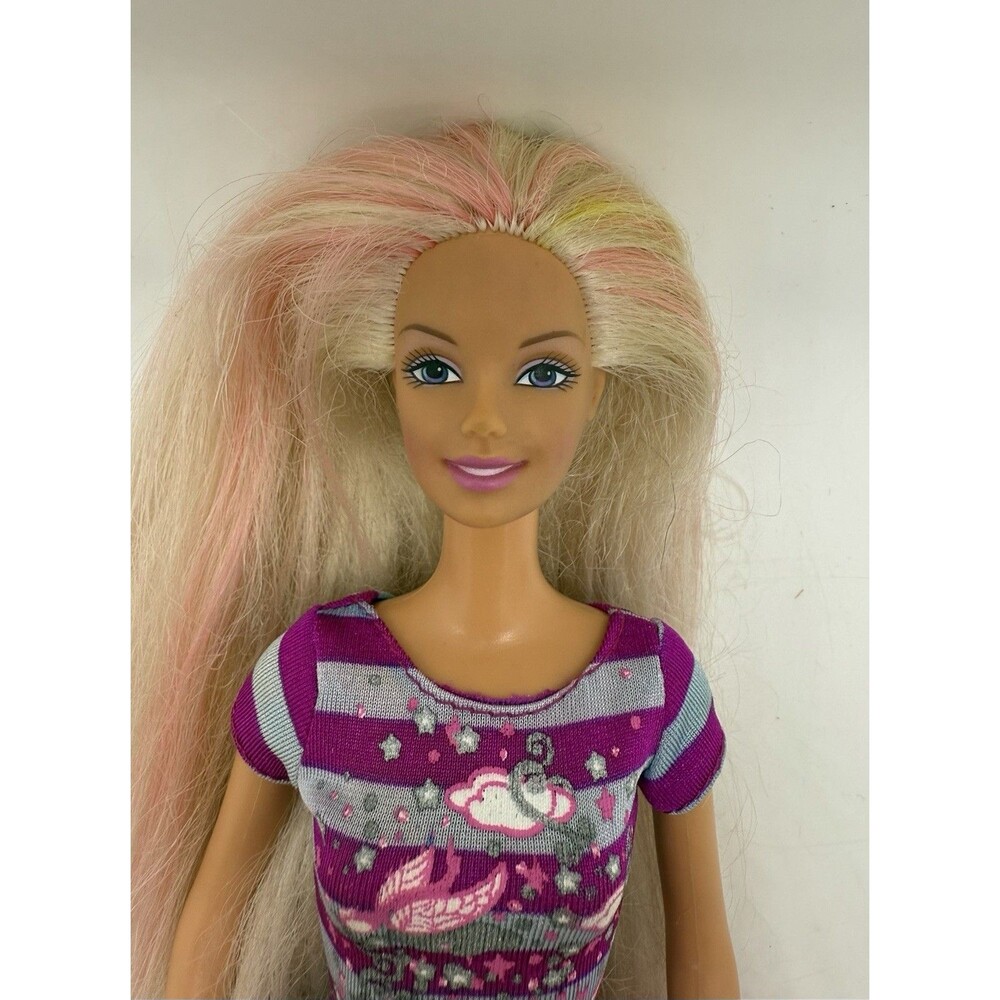 1999 Barbie Pink & Blonde Hair Wearing An Outfit From Barbie Skipper Babysitters